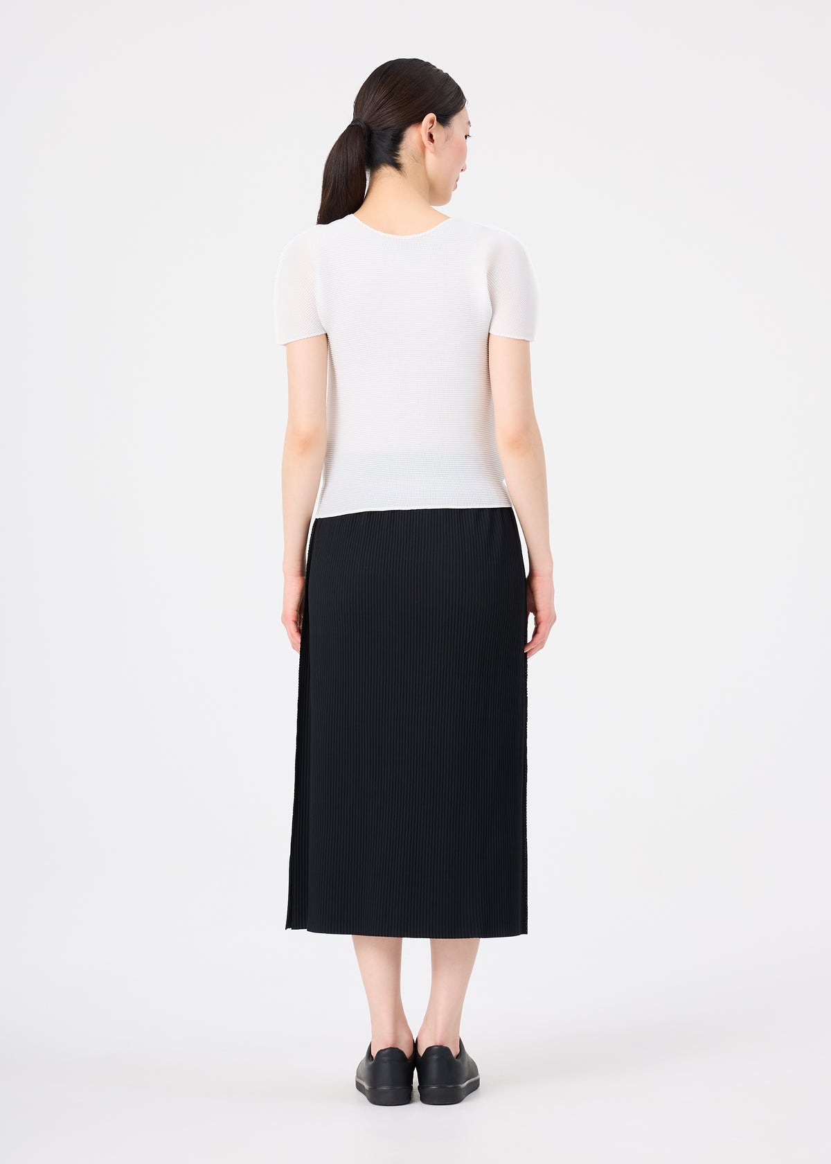 FINE KNIT PLEATS、ウィメンズ_スカート、着用画像2