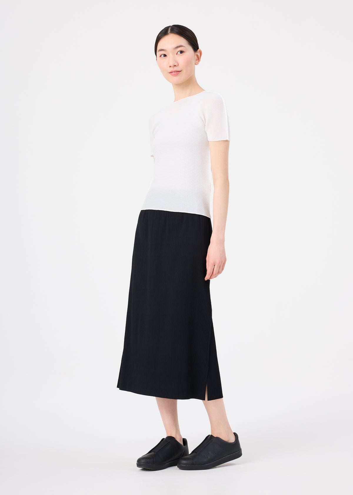 FINE KNIT PLEATS、ウィメンズ_スカート、着用画像3