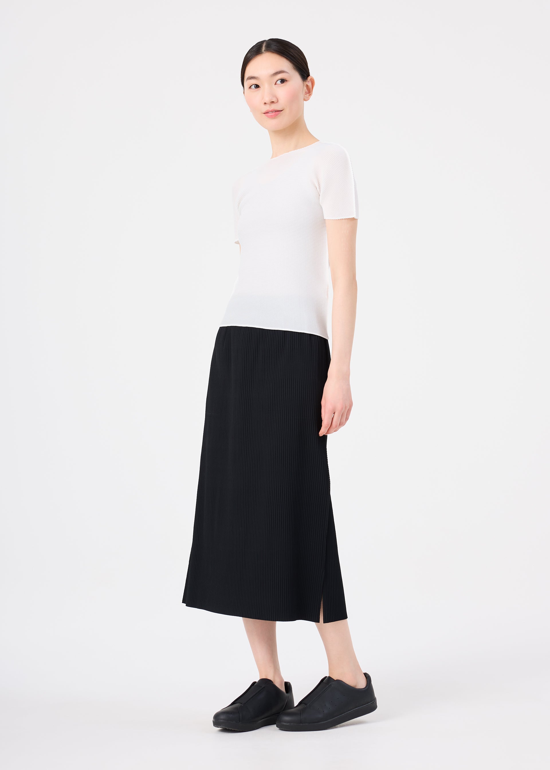 FINE KNIT PLEATS、ウィメンズ_スカート、着用画像3