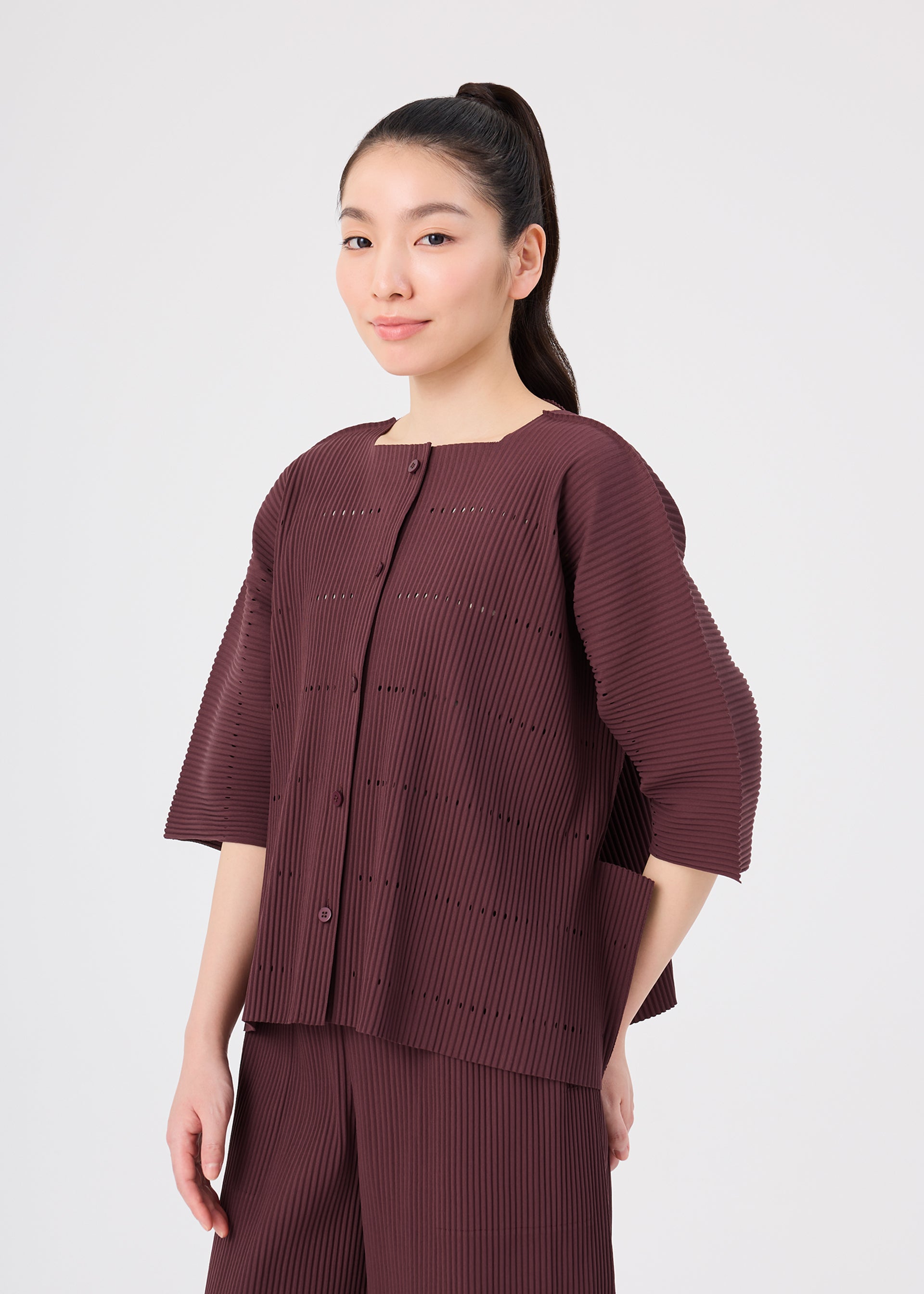 TOWER PLEATS、ウィメンズ_トップス_カーディガン、着用画像4