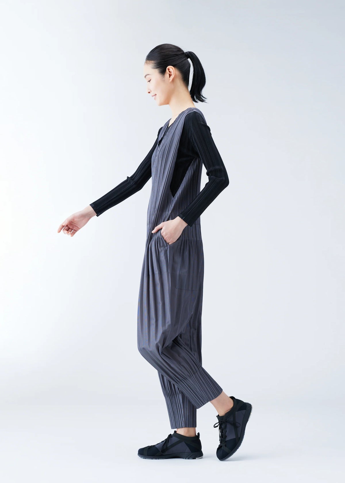 RIB PLEATS BASICS、ウィメンズ_トップス_トップ、着用画像2