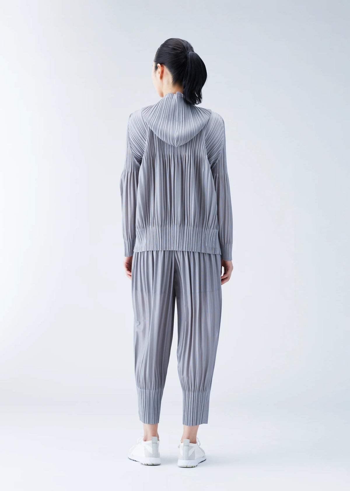FLUFFY BASICS、ウィメンズ_ジャケット&コート_ジャケット＆ブルゾン、着用画像3