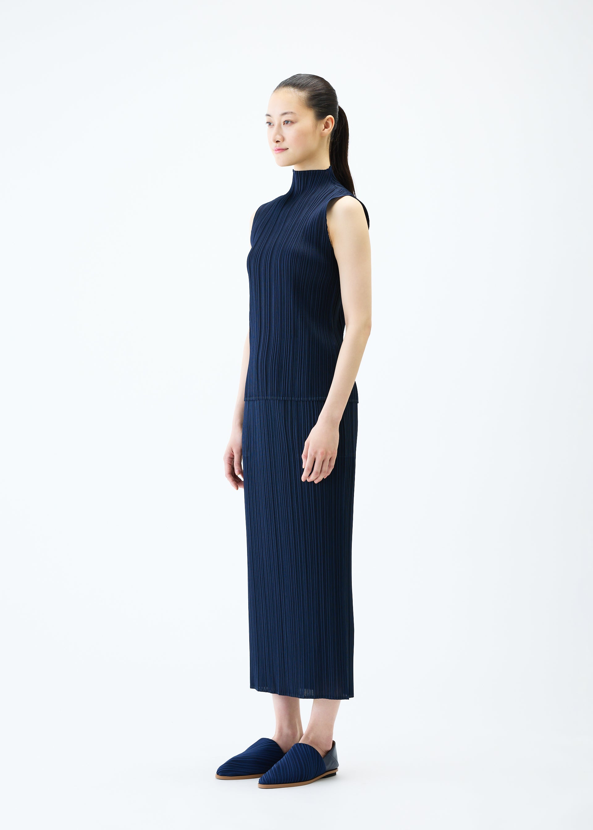 NEW COLORFUL BASICS 4、ウィメンズ_スカート、着用画像2