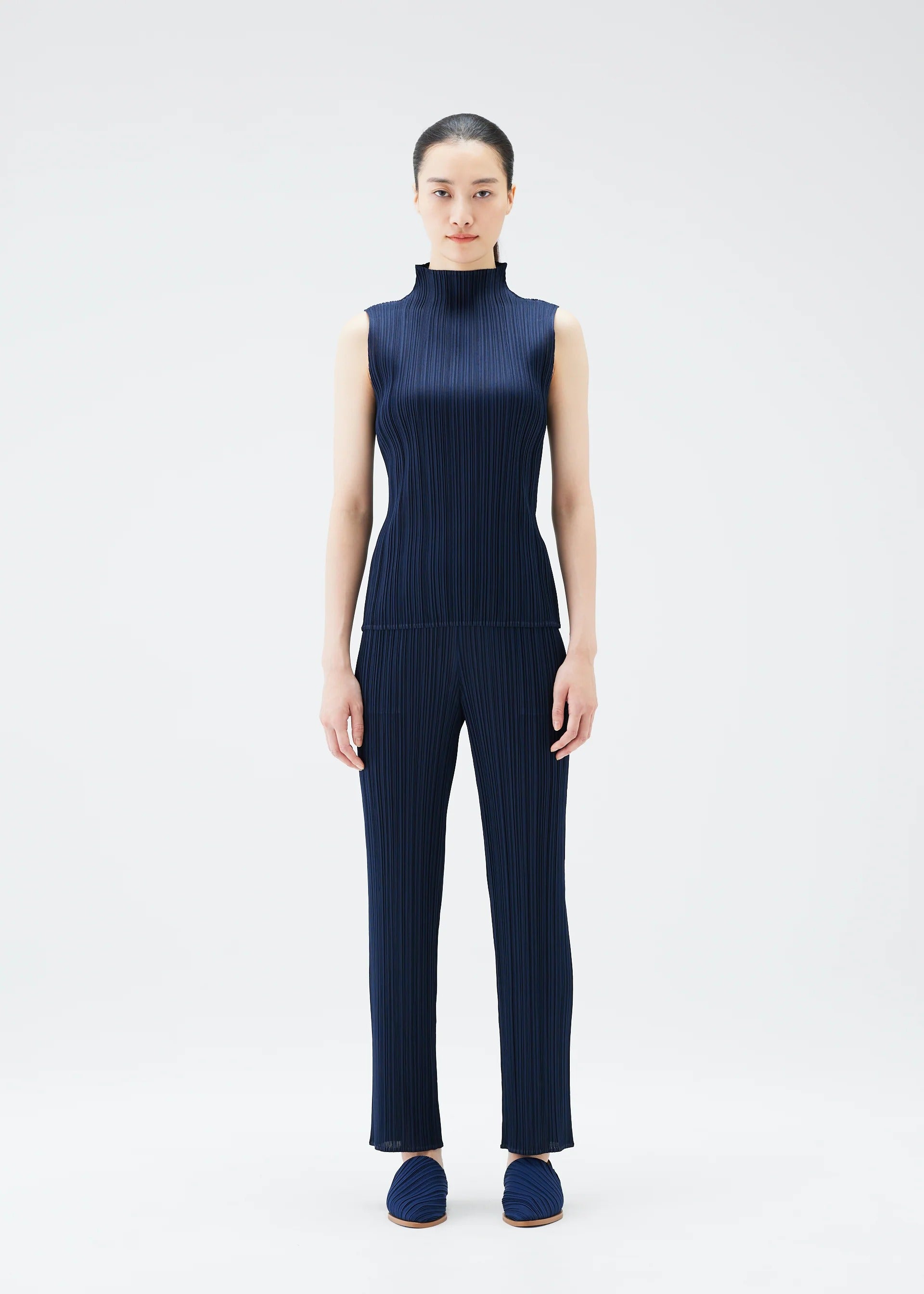 NEW COLORFUL BASICS 4、ウィメンズ_トップス_トップ、着用画像1