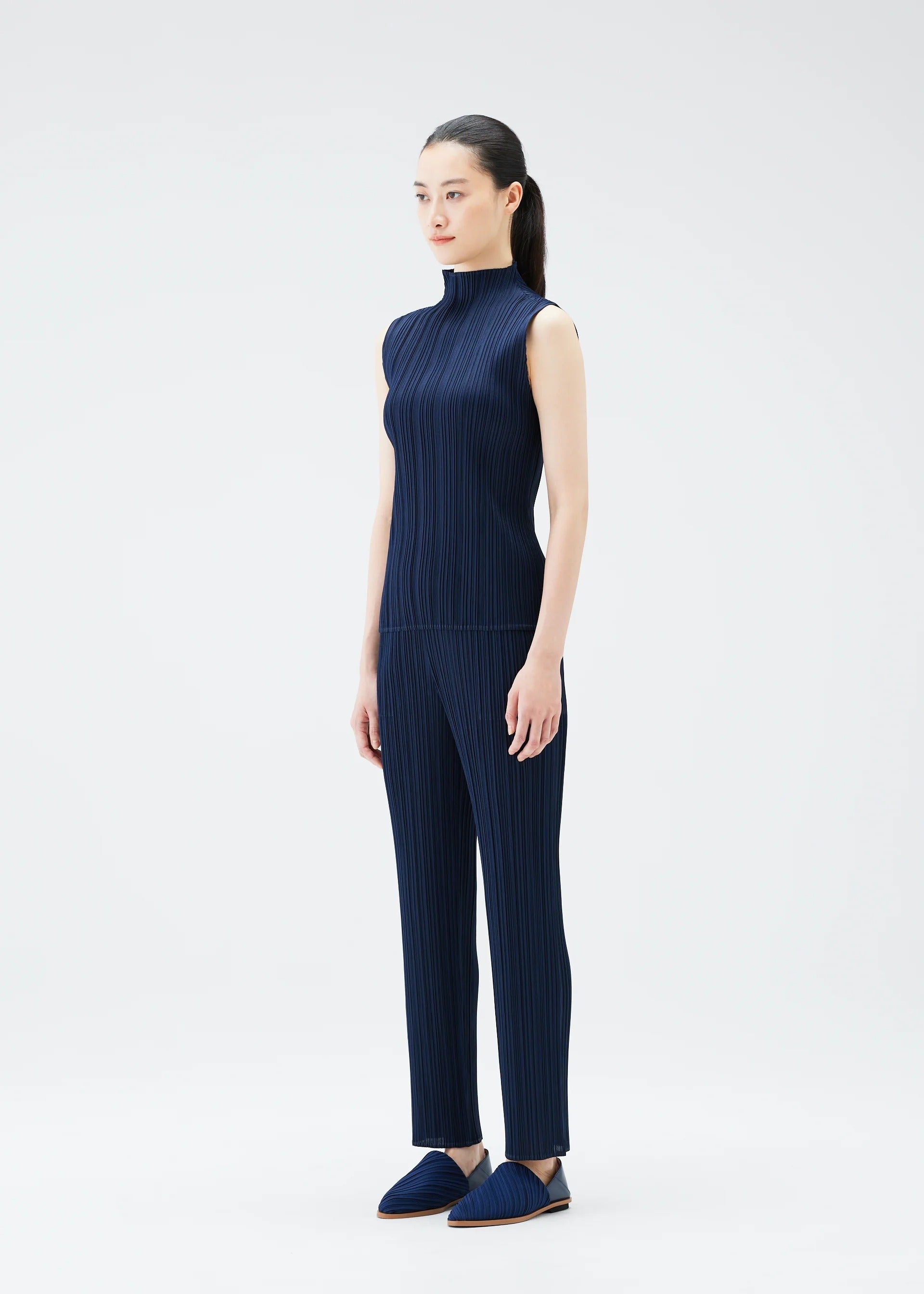 NEW COLORFUL BASICS 4、ウィメンズ_トップス_トップ、着用画像2
