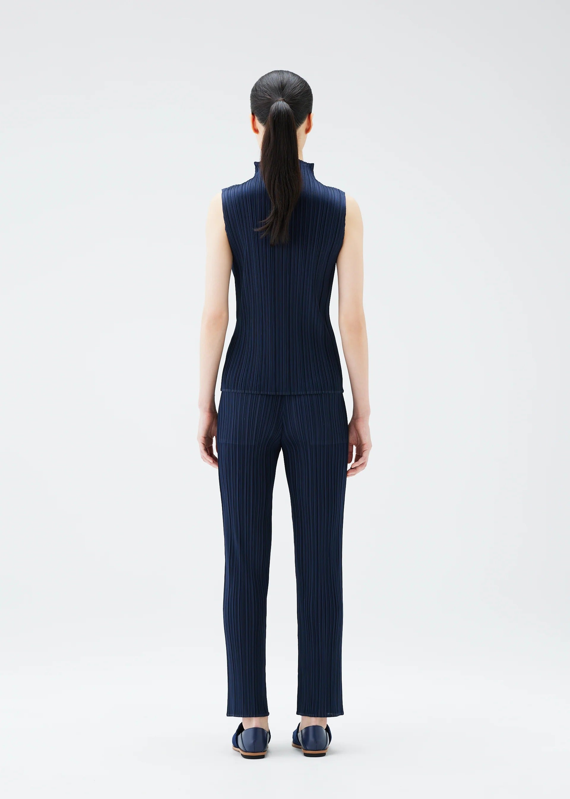 NEW COLORFUL BASICS 4、ウィメンズ_トップス_トップ、着用画像3