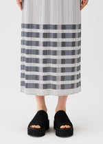 BUMPY BASKET、ウィメンズ_スカート、着用画像4