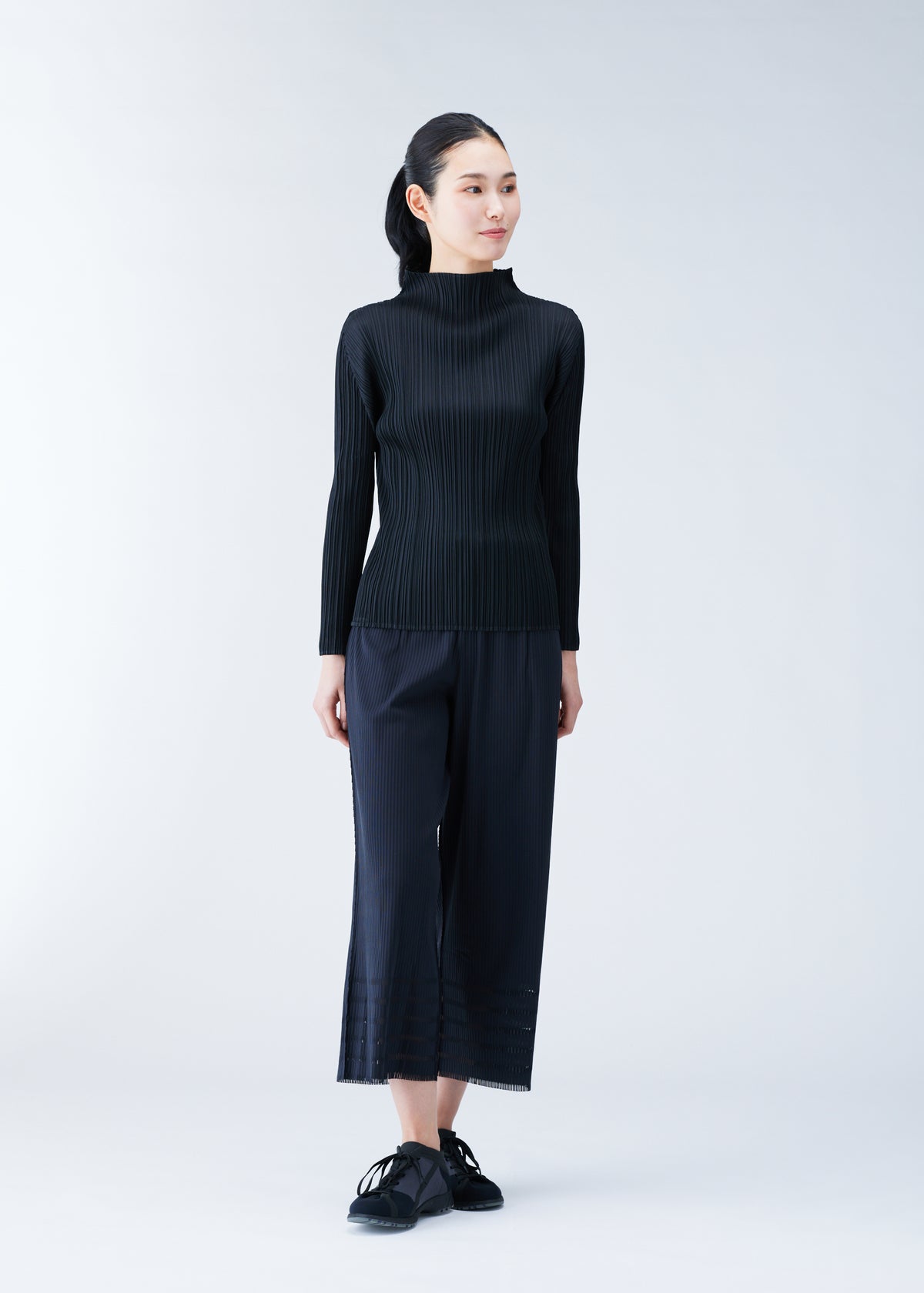 A-POC BASICS、ウィメンズ_パンツ、着用画像1