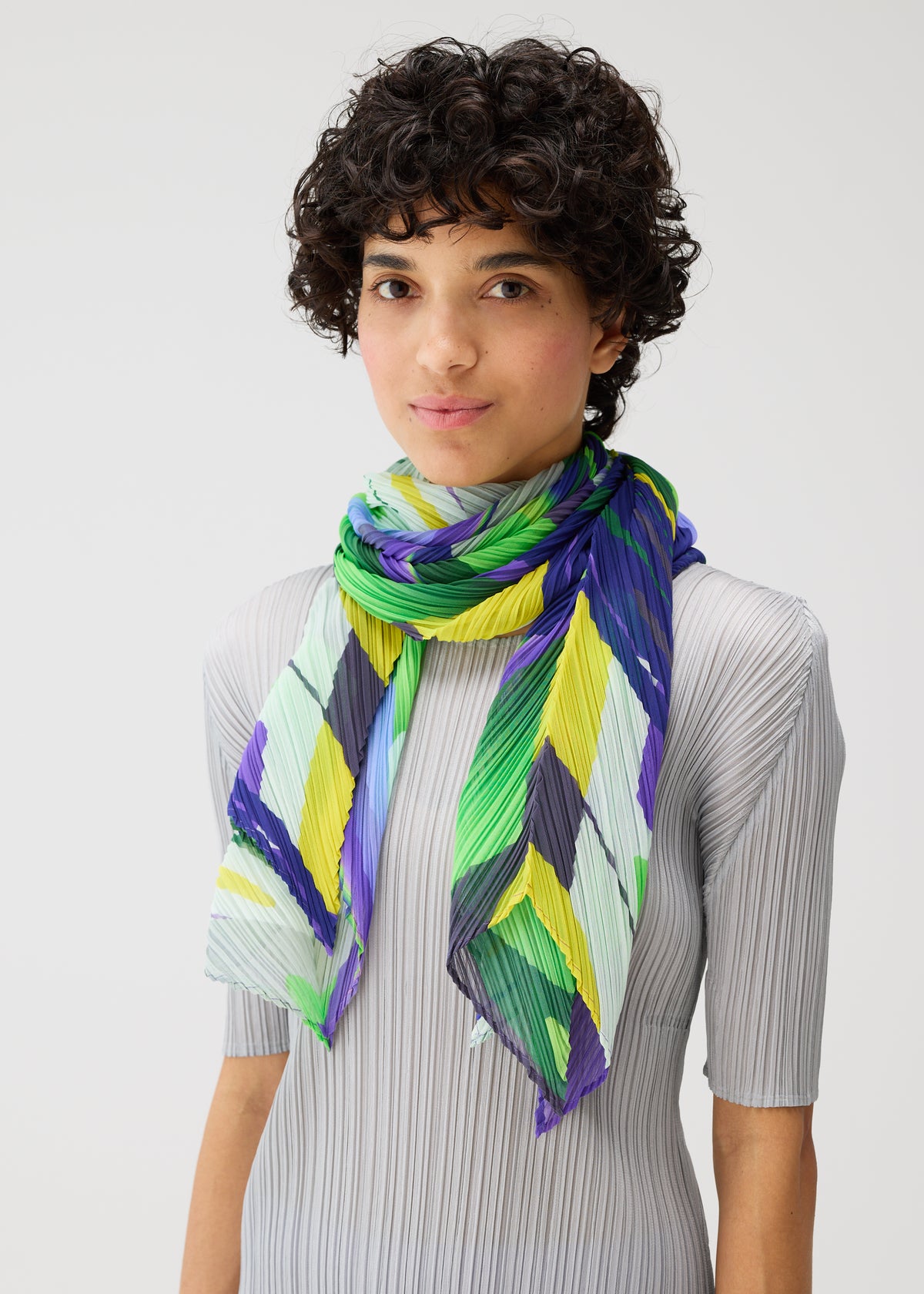 PLAYGROUND SCARF、アクセサリー&その他_ストール、着用画像1
