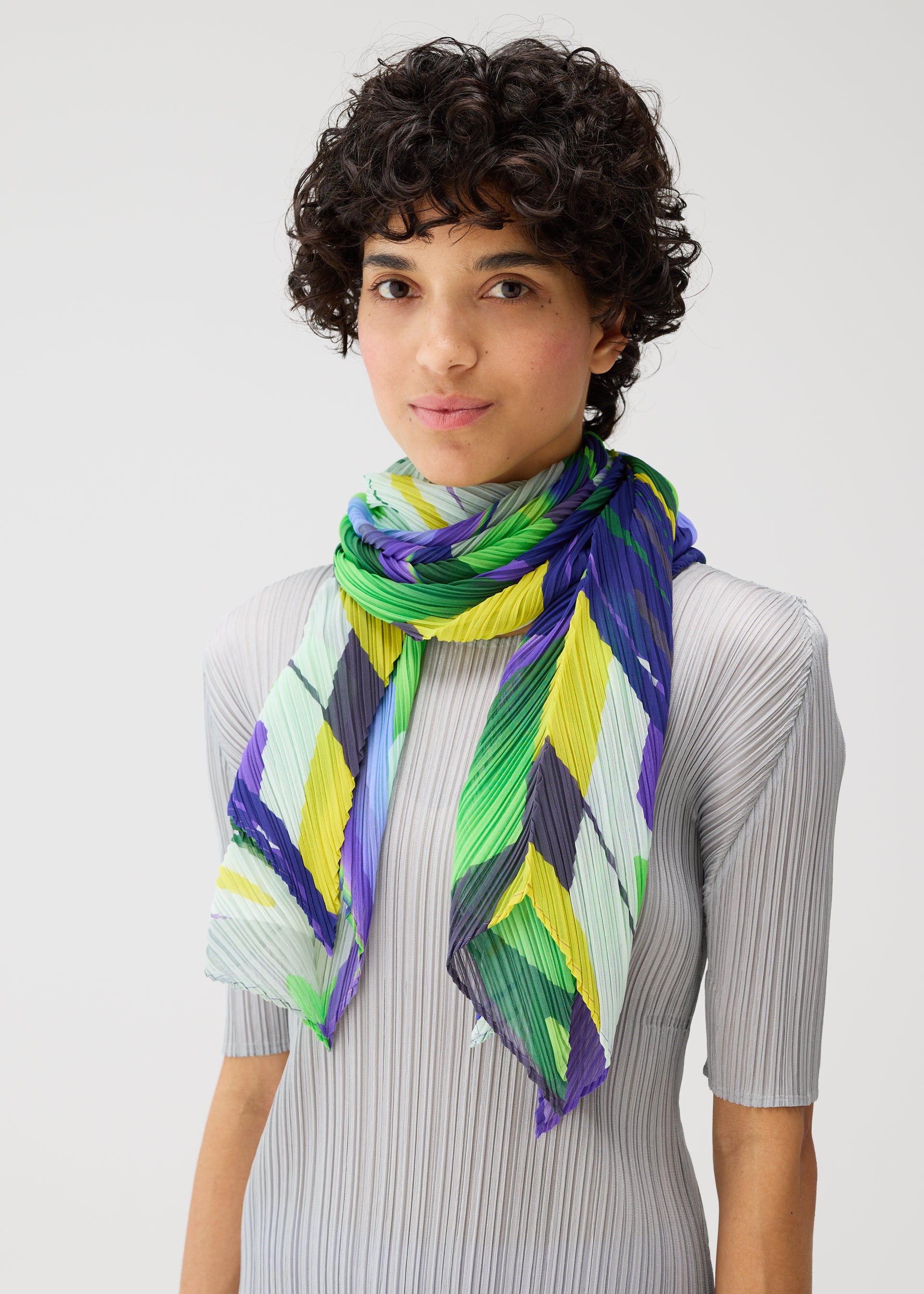 PLAYGROUND SCARF、アクセサリー&その他_ストール、着用画像1