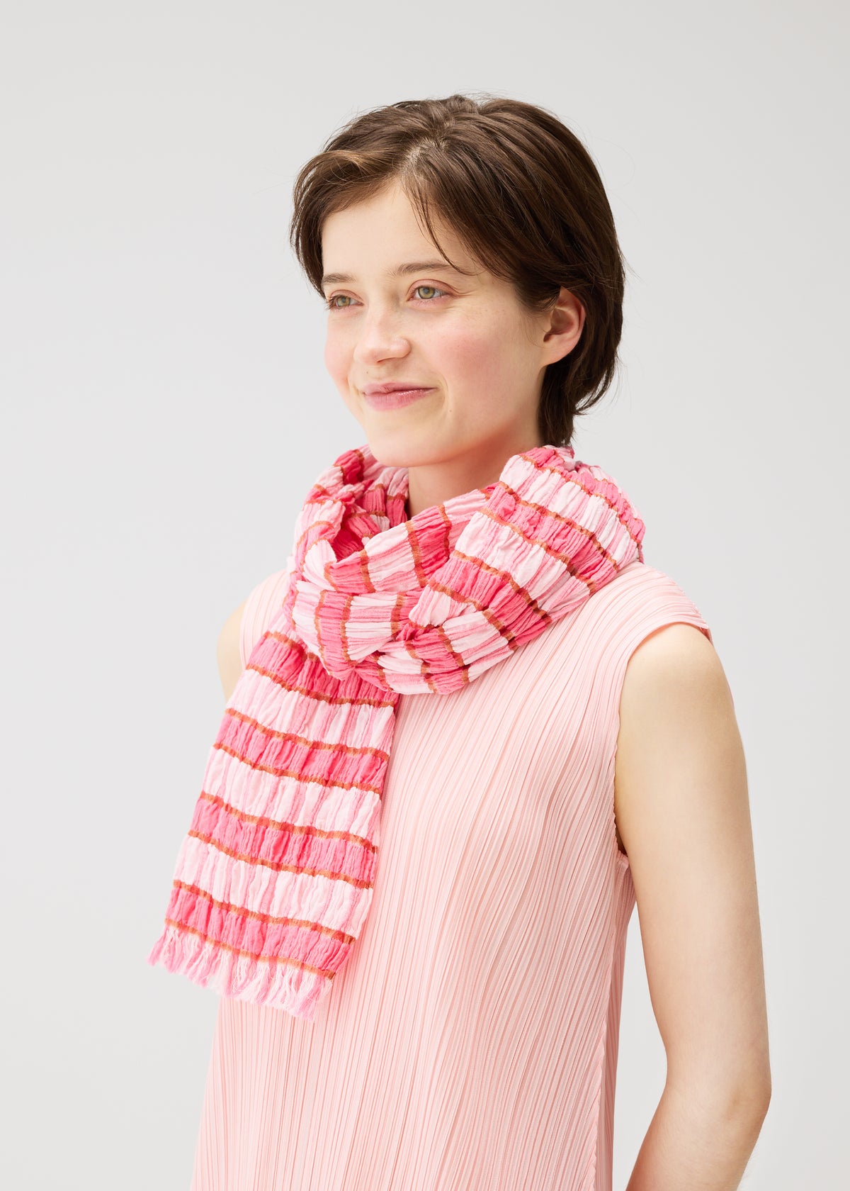 COTTON CHECK SCARF、アクセサリー&その他_ストール、着用画像1