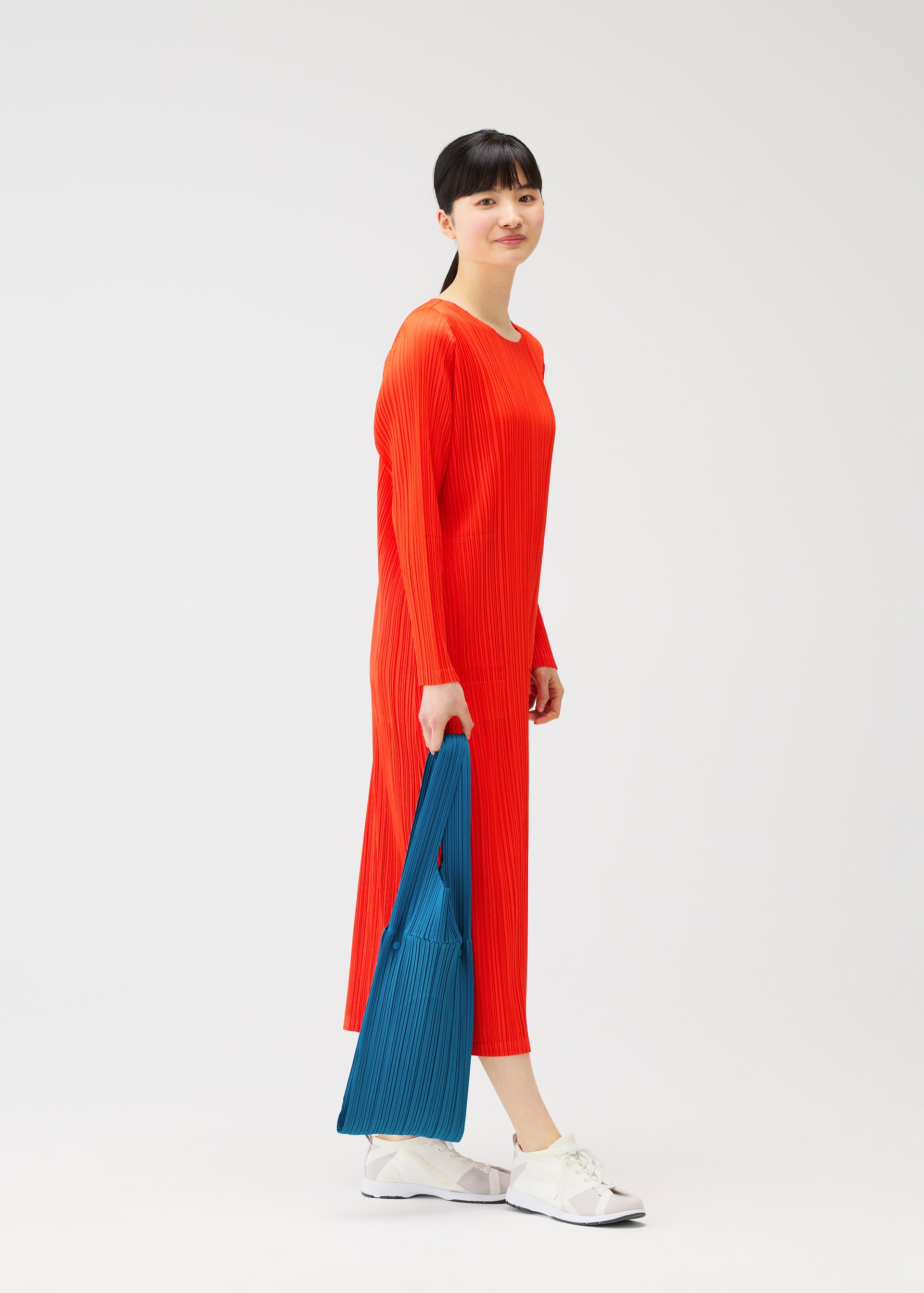 PLEATS BRIDGE BAG、バッグ&財布_トートバッグ、着用画像1