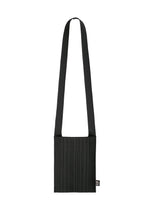 CREPE KNIT BAG、バッグ&財布_ショルダーバッグ、ブラック