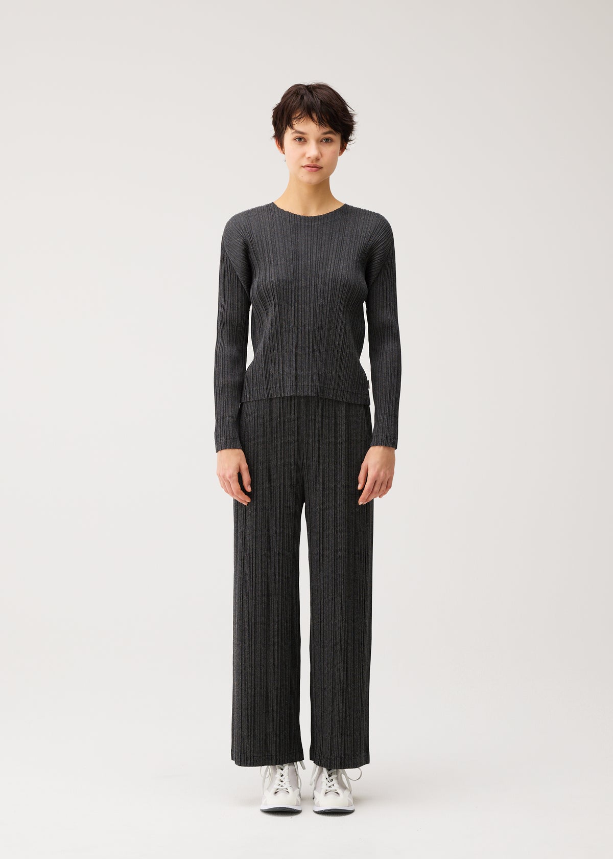 COTTON DENIM BLACK、ウィメンズ_パンツ、着用画像1